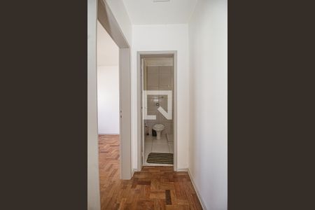 Corredor de apartamento para alugar com 1 quarto, 38m² em Petrópolis, Porto Alegre