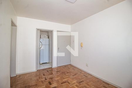 Sala de apartamento para alugar com 1 quarto, 38m² em Petrópolis, Porto Alegre