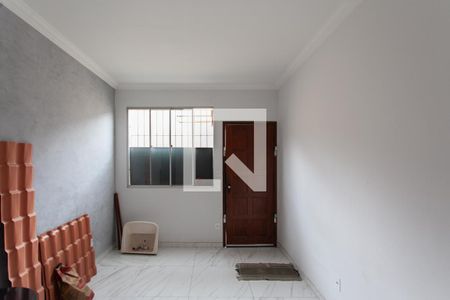 Sala de casa para alugar com 3 quartos, 90m² em Planalto, Belo Horizonte