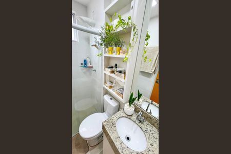 Banheiro de apartamento à venda com 3 quartos, 98m² em Minaslandia, Belo Horizonte