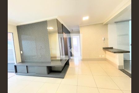 Sala de apartamento à venda com 3 quartos, 110m² em Indaiá, Belo Horizonte