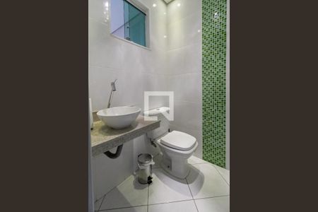 Lavabo de casa à venda com 3 quartos, 200m² em Cabral, Contagem