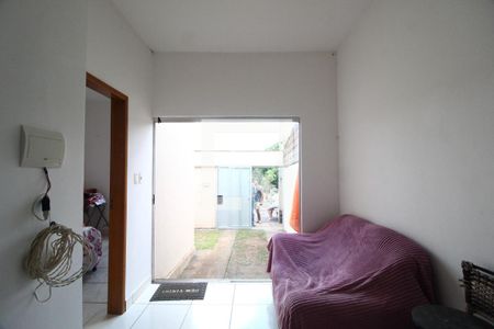 Sala de casa para alugar com 2 quartos, 48m² em Aclimação, Uberlândia