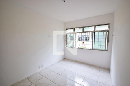 Sala de apartamento para alugar com 3 quartos, 54m² em Pilares, Rio de Janeiro