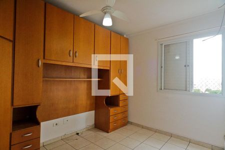 Quarto 1 de apartamento para alugar com 2 quartos, 45m² em Vila Palmeiras, São Paulo