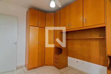 Quarto 1 de apartamento para alugar com 2 quartos, 45m² em Vila Palmeiras, São Paulo