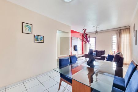 Sala de apartamento para alugar com 3 quartos, 75m² em Jardim Primavera, Jacareí