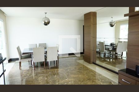 Sala de apartamento à venda com 3 quartos, 390m² em Tanque, Rio de Janeiro