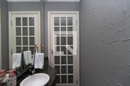 Lavabo de casa à venda com 3 quartos, 320m² em Jardim Guanca, São Paulo