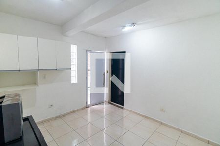 Sala/Cozinha de casa para alugar com 1 quarto, 45m² em Vila Guarani (zona Sul), São Paulo