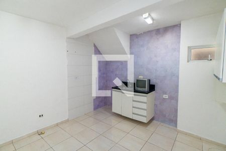 Sala/Cozinha de casa para alugar com 1 quarto, 45m² em Vila Guarani (zona Sul), São Paulo