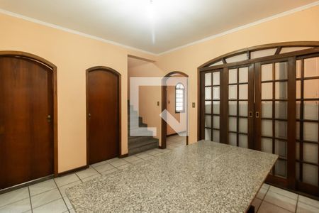 Sala de casa à venda com 3 quartos, 200m² em Cangaiba, São Paulo