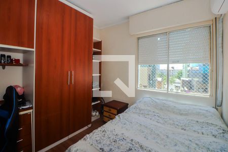 Quarto 1 de apartamento para alugar com 3 quartos, 108m² em São João, Porto Alegre