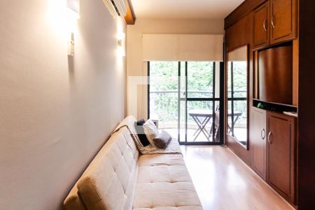 Sala de apartamento para alugar com 1 quarto, 32m² em Jardim Europa, São Paulo