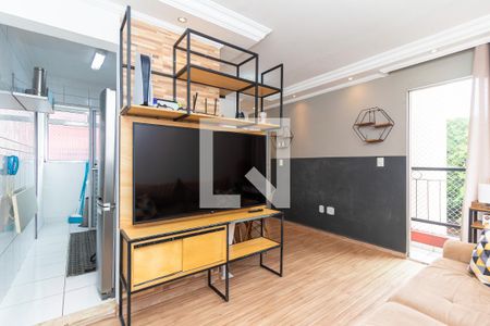 Sala de apartamento à venda com 2 quartos, 48m² em Vila Carmosina, São Paulo