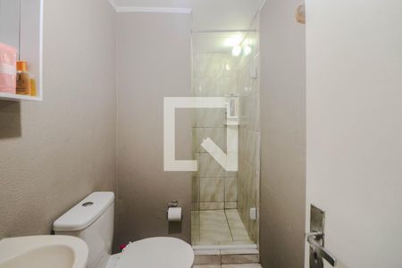 Banheiro de apartamento à venda com 1 quarto, 42m² em Humaitá, Porto Alegre