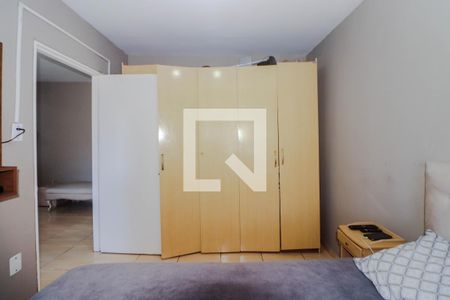 Quarto de apartamento à venda com 1 quarto, 42m² em Humaitá, Porto Alegre