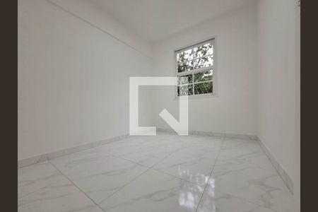 Sala de apartamento à venda com 3 quartos, 63m² em Prado, Contagem