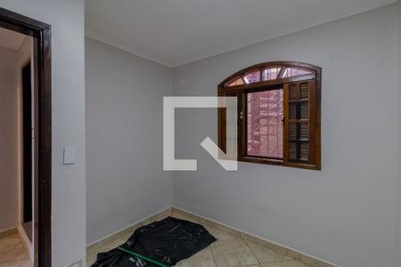 Quarto 1 de casa para alugar com 3 quartos, 200m² em Parque Cisper, São Paulo