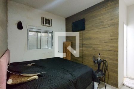 Suíte de casa para alugar com 2 quartos, 100m² em Jardim Guaramar, Praia Grande