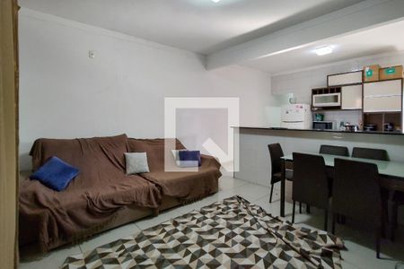 Sala de casa para alugar com 2 quartos, 100m² em Jardim Guaramar, Praia Grande