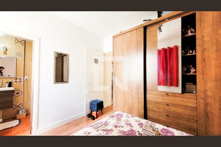 Quarto de apartamento à venda com 1 quarto, 38m² em Vila Itapura, Campinas