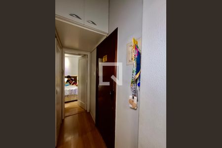 Sala de casa de condomínio à venda com 2 quartos, 41m² em Copacabana, Rio de Janeiro