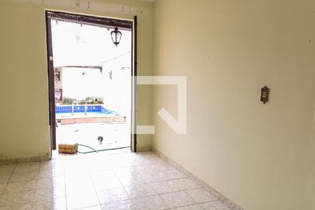 Sala de casa à venda com 2 quartos, 280m² em Encantado, Rio de Janeiro