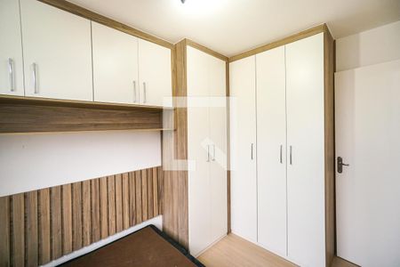 Quarto 01 de apartamento para alugar com 2 quartos, 34m² em Chácara Seis de Outubro, São Paulo