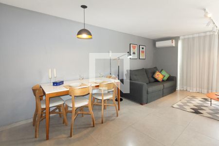 Sala/Cozinha de apartamento para alugar com 1 quarto, 68m² em Vila Nova Conceição, São Paulo