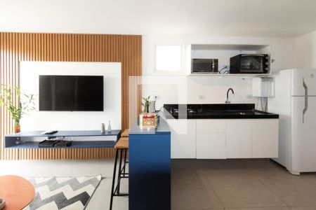 Sala/Cozinha de apartamento para alugar com 1 quarto, 68m² em Vila Nova Conceição, São Paulo