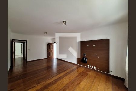 Sala de casa para alugar com 4 quartos, 254m² em Jardim Franca, São Paulo