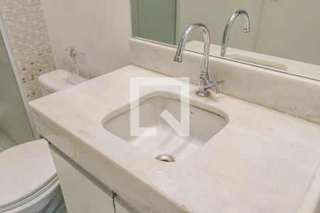 Banheiro de kitnet/studio para alugar com 1 quarto, 40m² em Bethaville I, Barueri