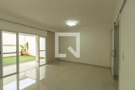 Sala de casa de condomínio para alugar com 3 quartos, 123m² em Vila Fiori, Sorocaba