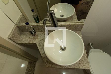 Lavabo de casa de condomínio para alugar com 3 quartos, 123m² em Vila Fiori, Sorocaba