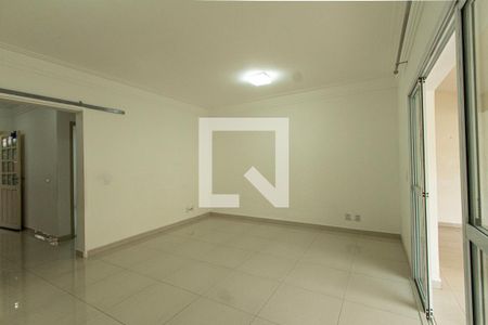 Sala de casa de condomínio para alugar com 3 quartos, 123m² em Vila Fiori, Sorocaba