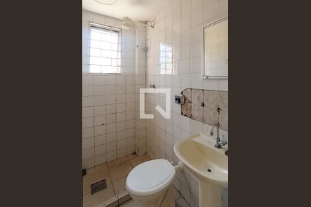 Banheiro  de apartamento para alugar com 1 quarto, 40m² em Teresópolis, Porto Alegre