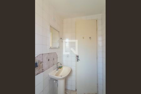 Banheiro  de apartamento para alugar com 1 quarto, 40m² em Teresópolis, Porto Alegre