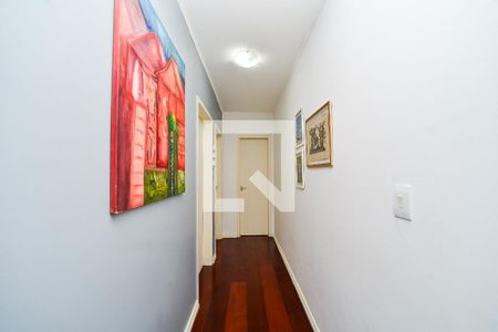 Corredor de apartamento à venda com 2 quartos, 68m² em Jardim Floresta, Porto Alegre