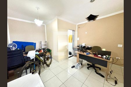 Quarto 1 - andar superior de casa à venda com 4 quartos, 160m² em Vila Popular, Várzea Paulista