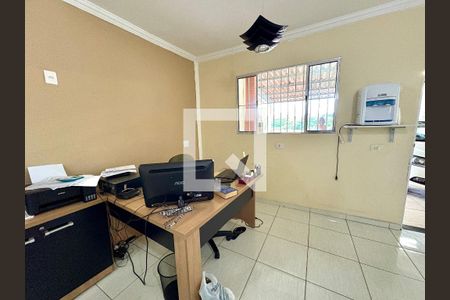 Quarto 1 - andar superior de casa à venda com 4 quartos, 160m² em Vila Popular, Várzea Paulista