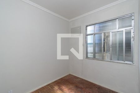 Quarto 2 de apartamento para alugar com 2 quartos, 80m² em Olaria, Rio de Janeiro