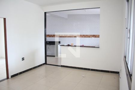 Sala de casa para alugar com 4 quartos, 200m² em Novo Eldorado, Contagem