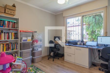 Quarto 2 de apartamento para alugar com 3 quartos, 68m² em Medianeira, Porto Alegre