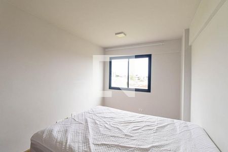 Quarto 2 de apartamento para alugar com 2 quartos, 57m² em Capão Raso, Curitiba