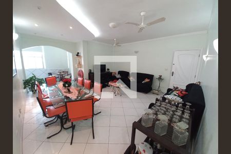 Sala de apartamento para alugar com 4 quartos, 123m² em Boa Vista, São Vicente