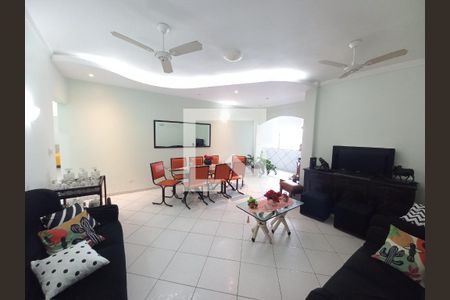 Sala de apartamento para alugar com 4 quartos, 123m² em Boa Vista, São Vicente