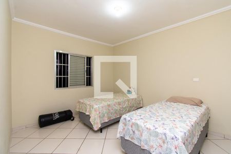 Casa à venda com 225m², 3 quartos e 6 vagas Casa à venda com 225m², 3 quartos e 6 vagasQuarto 2