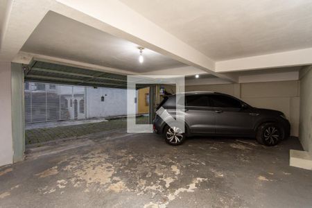 Casa à venda com 225m², 3 quartos e 6 vagas Casa à venda com 225m², 3 quartos e 6 vagasGaragem