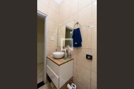 Casa à venda com 225m², 3 quartos e 6 vagas Casa à venda com 225m², 3 quartos e 6 vagasBanheiro da Suíte